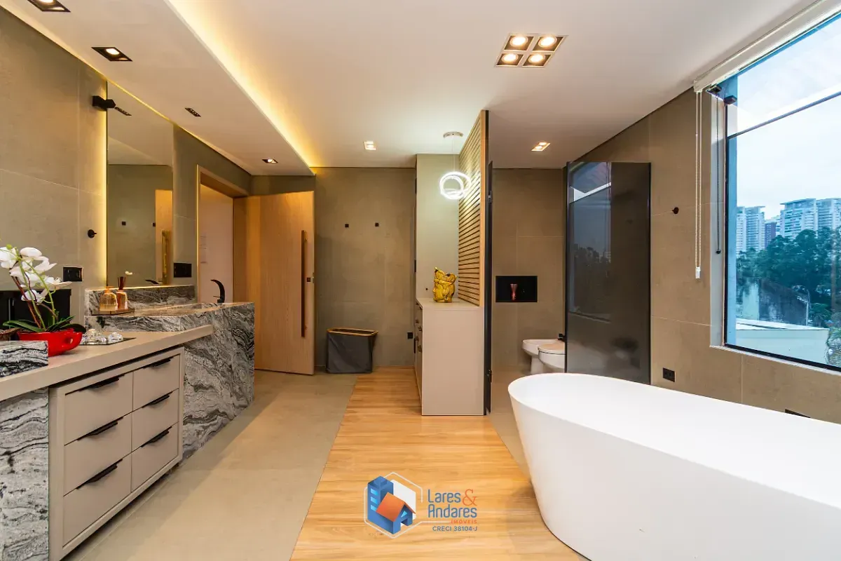 Imagem Casa para venda em Campo Belo com 3 quartos, sendo 3 suítes, 345m²