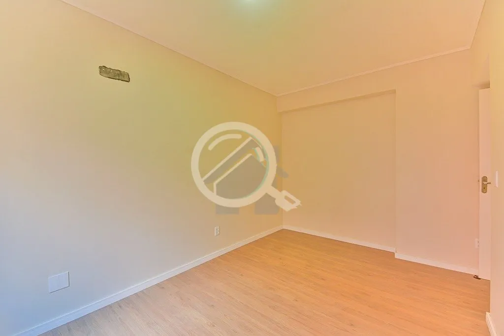 Imagem Apartamento finamente reformado em alto padrão com 2 dormitórios e 1 vaga de garagem no Bom Fim. L...
