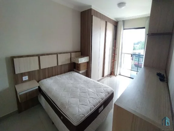 Imagem Sobrado a venda no Cajuru, 03 quartos c/suíte em Curitiba PR