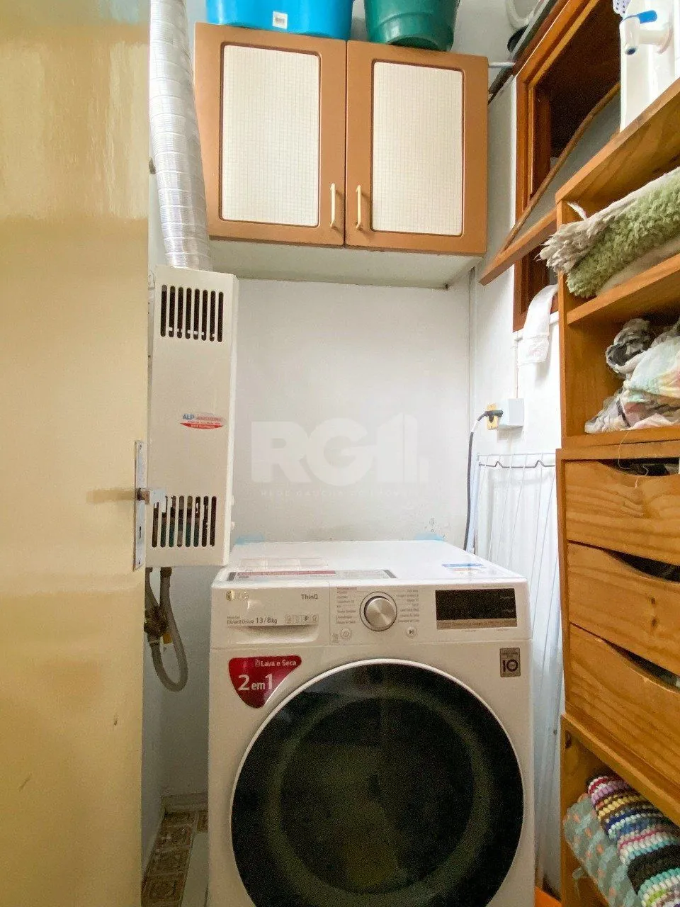 Imagem Apartamento 3 dormitórios, sendo 1 suíte, com 2 salas de estar, junto à Praça da Matriz