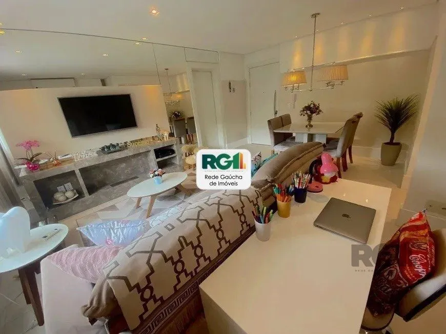 Imagem Apartamento para Venda - 66.51m², 3 dormitórios, sendo 1 suites, 1 vaga - Partenon