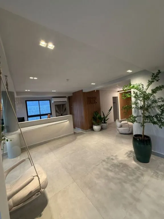 Imagem Flat beira-mar no Bessa com vista definitiva para o mar, rooftop com piscina e estrutura completa. Ideal para investir ou morar.