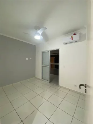 Imagem Apto 3 dormitórios, sendo 1 suíte, sacada envidraçada com churrasqueira, planejado, ar condicionado e 2 vagas de garagem