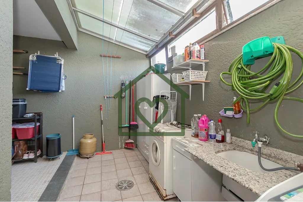 Imagem Descubra o verdadeiro significado de luxo e conforto nesta magnífica casa de condomínio à venda e...