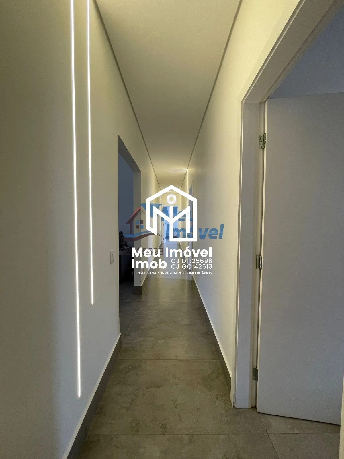 Imagem Casa 4 Quartos 4 Suítes 2 Vagas 320m² Águas Claras/DF