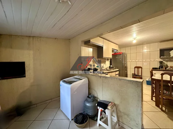 Imagem Casa à venda, bairro Campo Comprido em Curitiba.