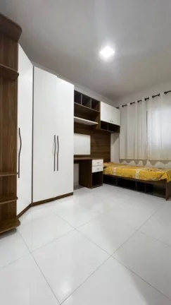 Imagem Sobrado com 3 dormitórios à venda, 84 m² por R$ 468.000,00 - Caiçara - Praia Grande/SP