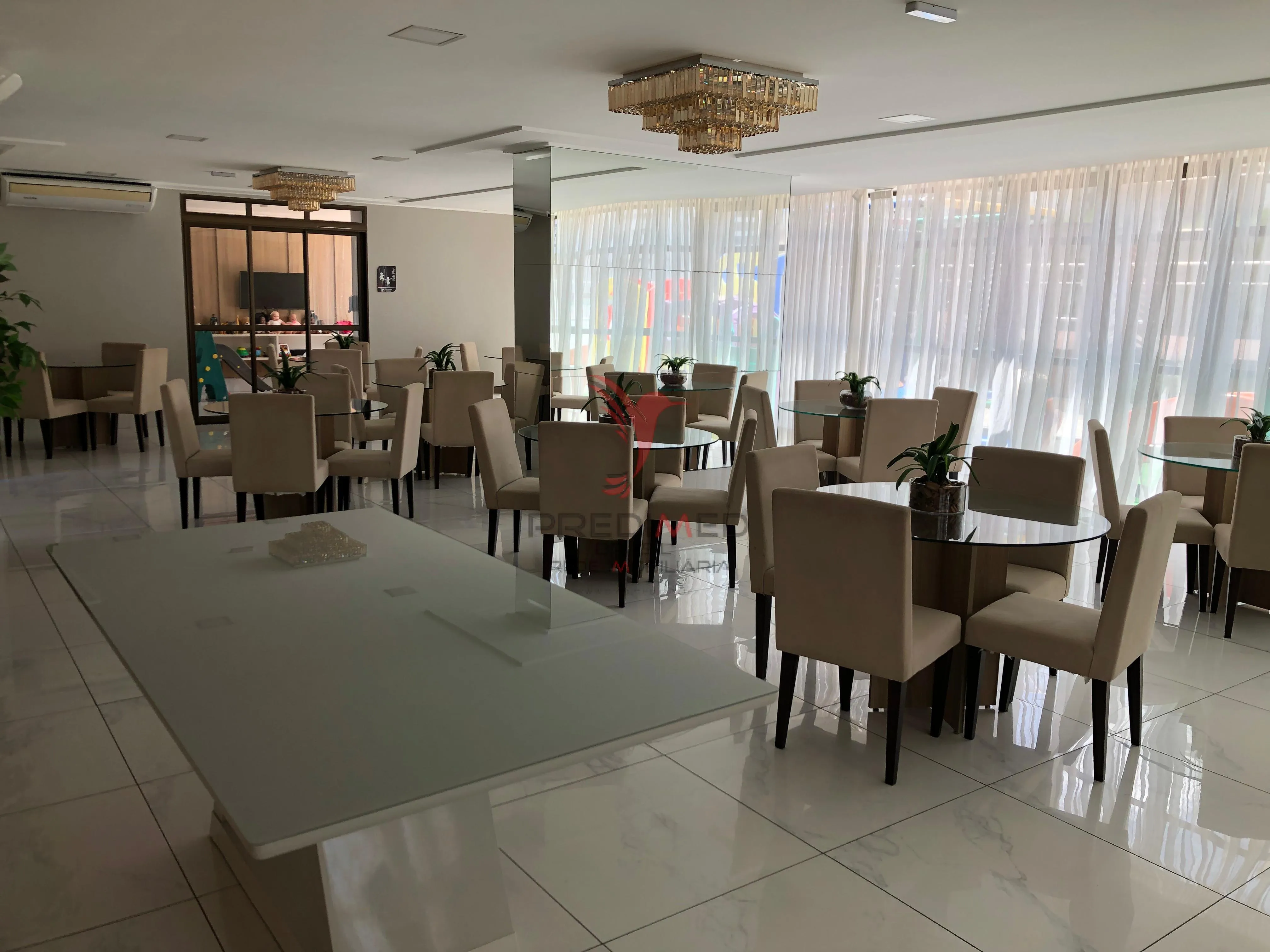Imagem Apartamento andar alto , vista mar, varanda , 2 Vagas de Garagem, Brisamar . João Pessoa