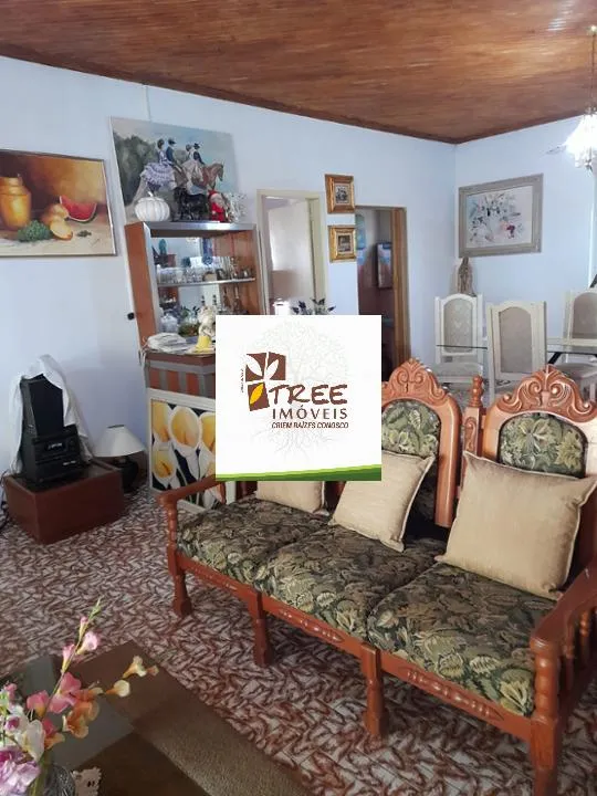 Imagem VENDA DE CHÁCARA NO VISTA ALEGRE, EM ARUJÁ/SP, OPORTUNIDADE com 5.160m², 4 quartos, sala ampla, cozinha ampla e grande área verde. CONSULTE-NOS