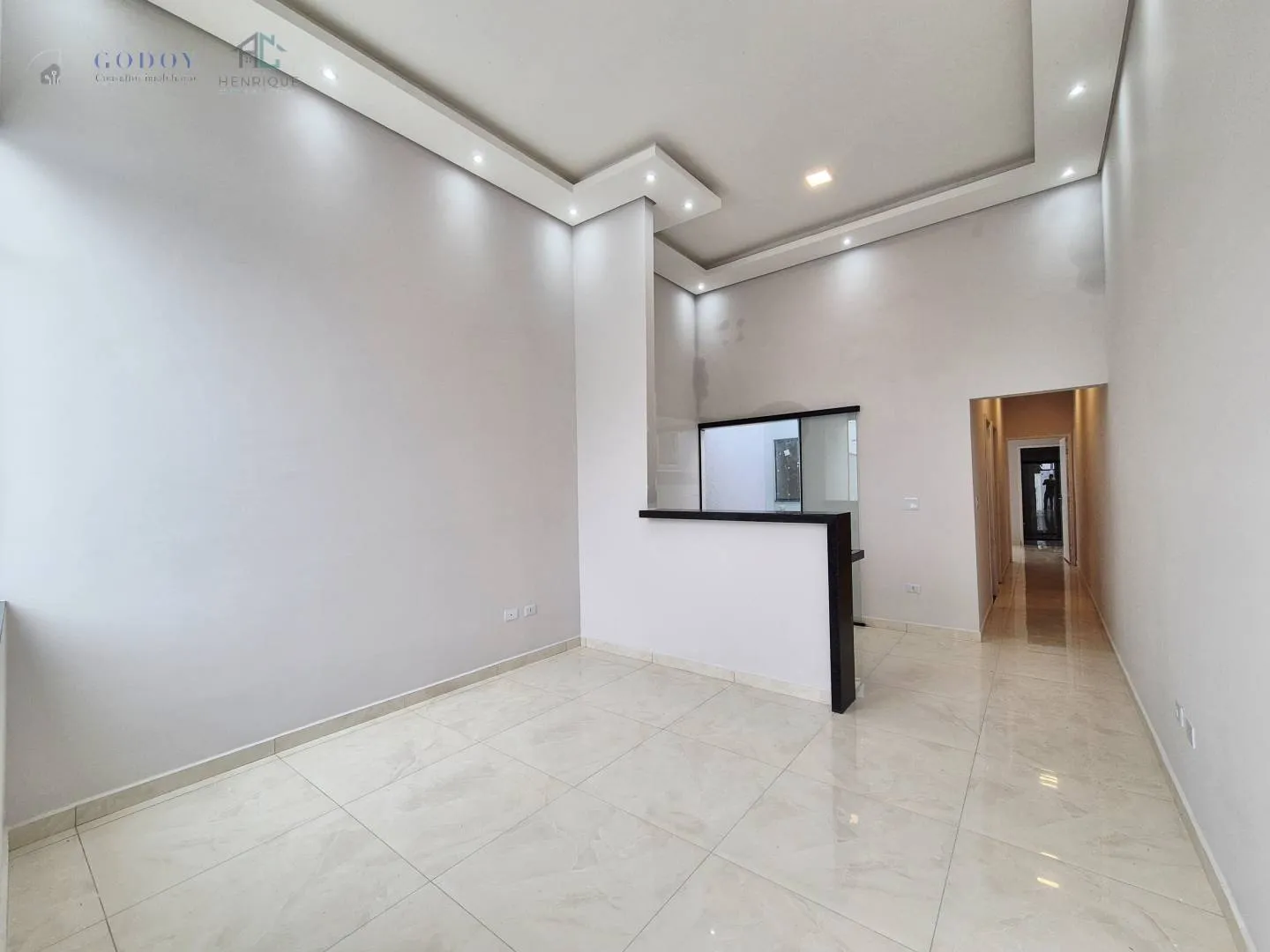 Imagem Casa moderna com excelente padrão de acabamento e localização privilegiada.