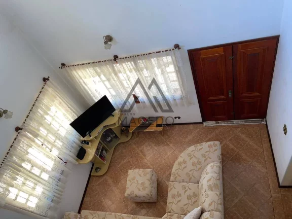 Imagem Casa de Campo em Porangaba/SP -1800m² Com Piscina e Lareira