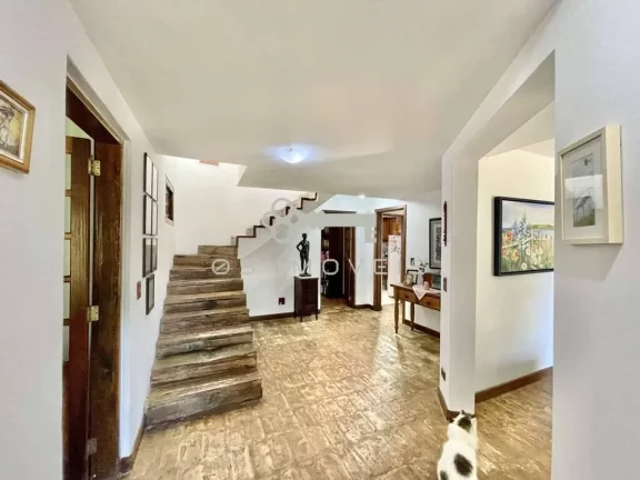 Imagem Casa no Condomínio Moinho Velho 04 Dormitórios sendo 2 suítes