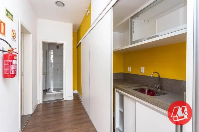 Imagem Aluga-se Sobreloja com 156 m² no Bairro Rio Branco - Porto Alegre/RS
