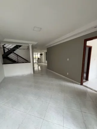 Imagem CASA RESIDENCIAL em MANAUS - AM, FLORES