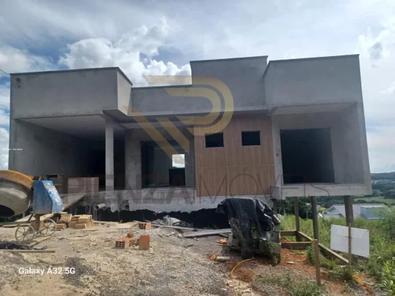 Imagem Casa para Venda em Concórdia, Santa Terezinha, 3 dormitórios, 1 suíte, 2 banheiros, 1 vaga
