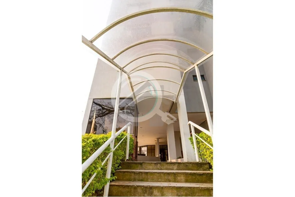 Imagem Excelente cobertura no Jardim Botânico, 2 dormitórios, 1 home office, lavanderia, com piso totalme...