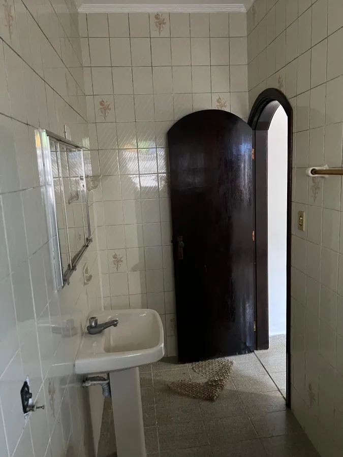 Imagem Casa para Venda em Praia Grande, Aviação, 4 dormitórios, 2 suítes, 2 banheiros, 4 vagas