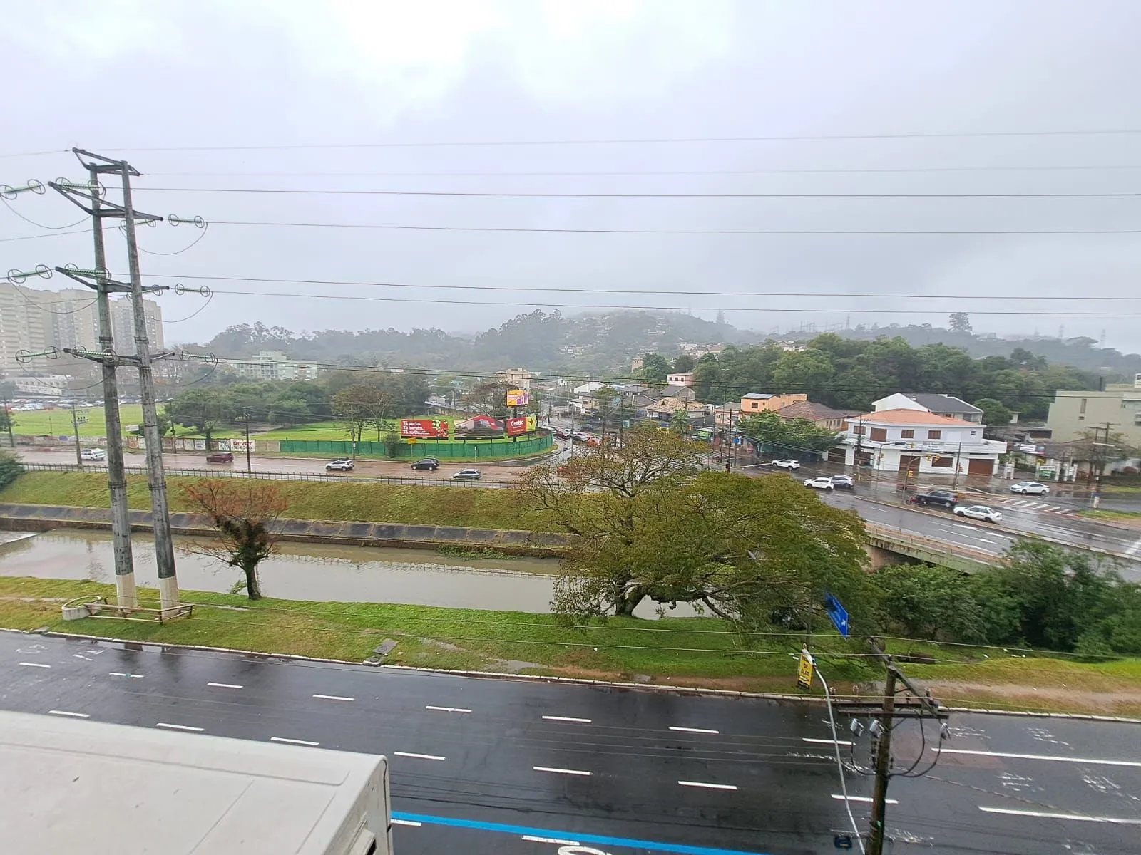 Imagem Apartamento 2 dormitórios com 1 vaga próximo à PUCRS