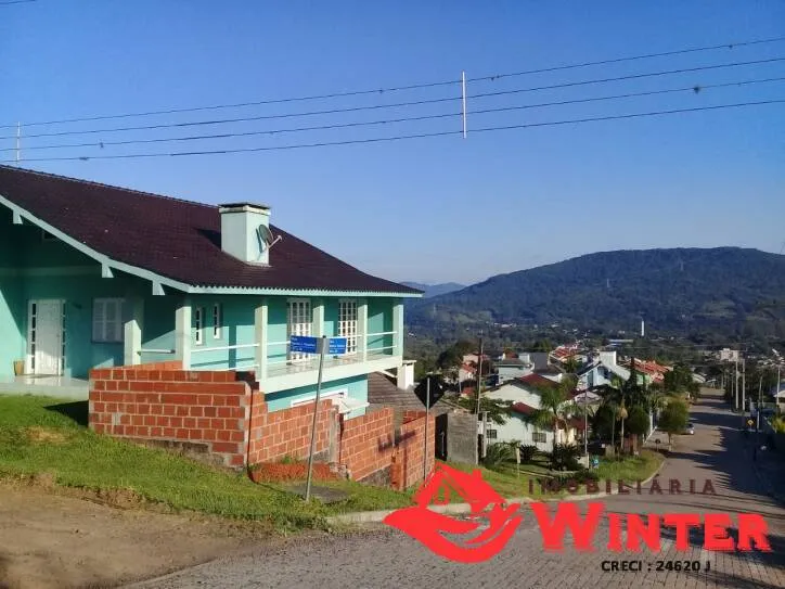Imagem Terreno de esquina com duas casas de alvenaria bairro Matiel, Feliz.