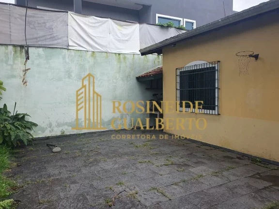 Imagem Casa à Venda na Praia das Palmeiras – Conforto, Praticidade bem localizada.