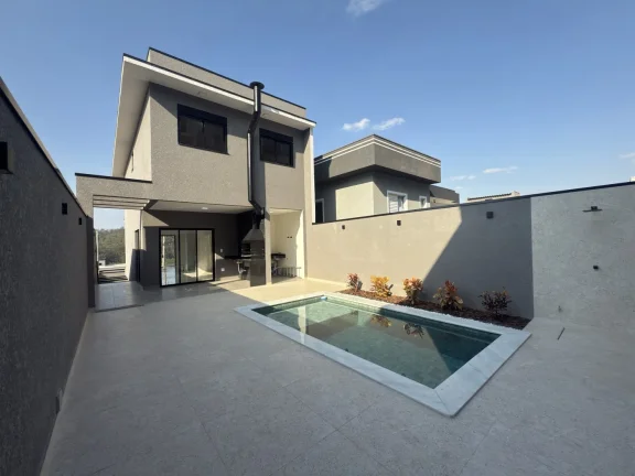 Imagem Casa a venda com 3 suítes, 4 vagas e piscina deslumbrante.