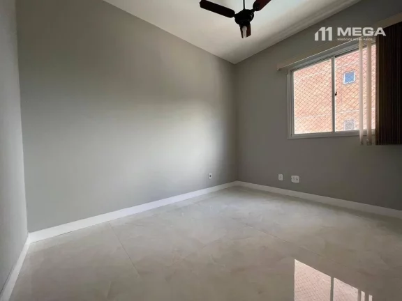 Imagem Apartamento com 2 dormitórios à venda, 75 m² por R$ 750.000,00 - Praia da Costa - Vila Velha/ES