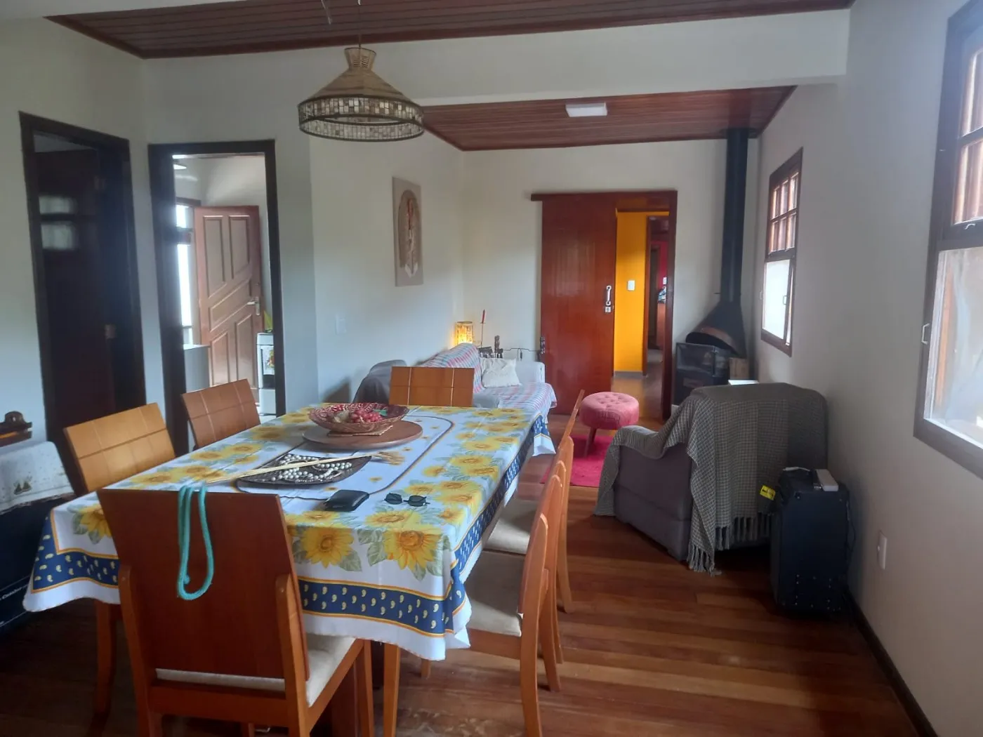 Imagem Casa em Condomínio para Venda em Petrópolis / RJ no bairro Araras