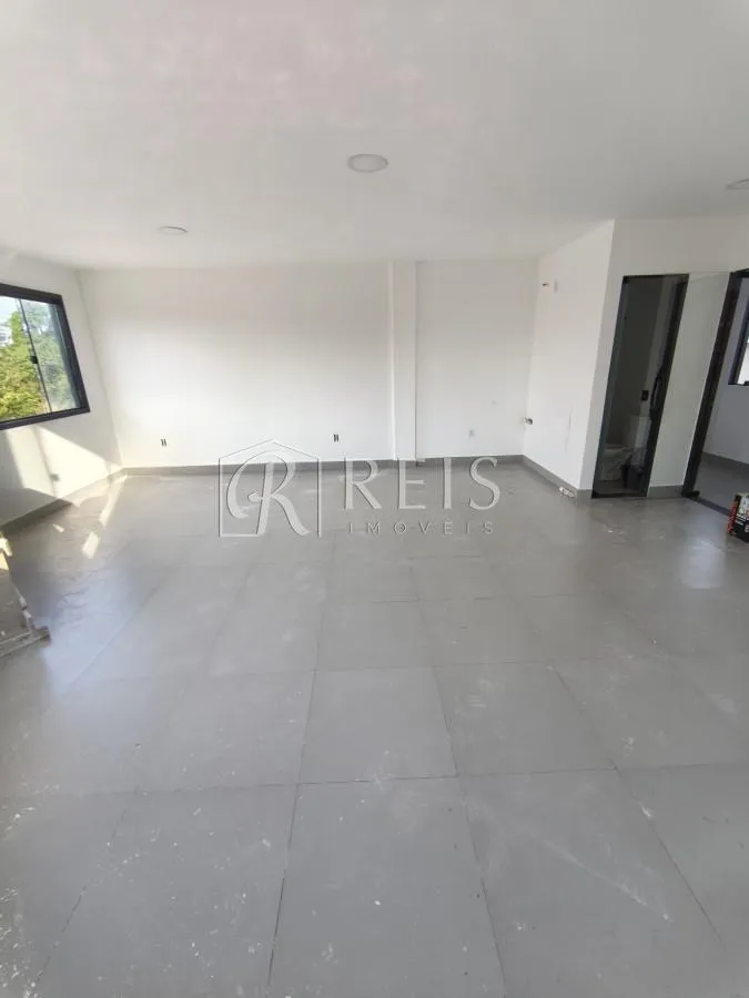 Imagem Sala Comercial para Locação em Rio das Ostras, Colinas, 1 banheiro