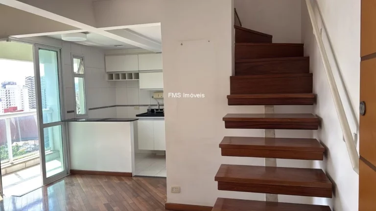 Imagem Apartamento Duplex para locação em Moema, com 2 quartos, 1 sala, 2 vagas.