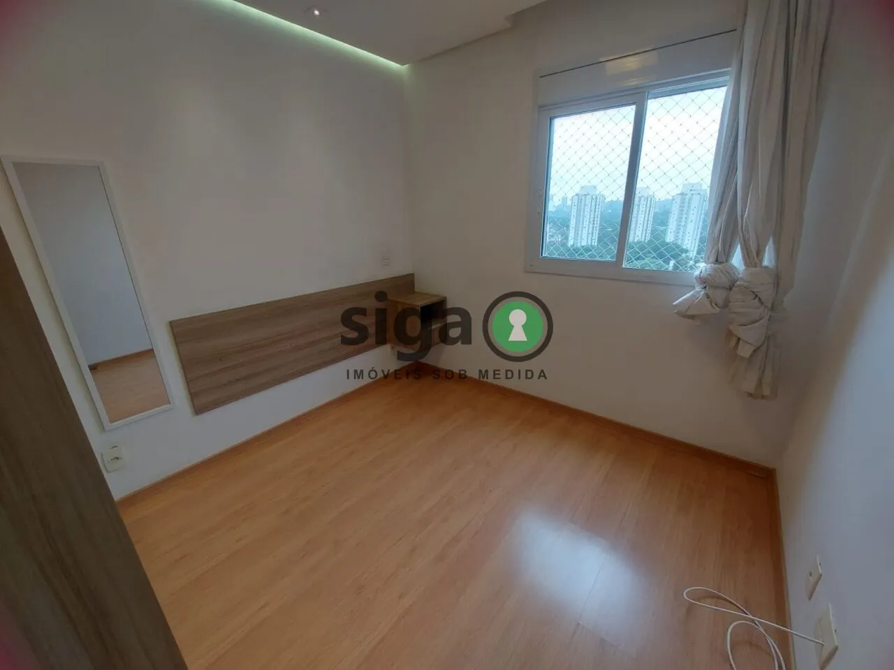 Imagem Apartamento para alugar com 01 dormitório e vaga- Square 2