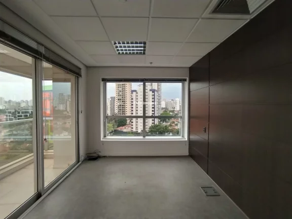 Imagem Conjunto comercial com 214m² próximo da Berrini.