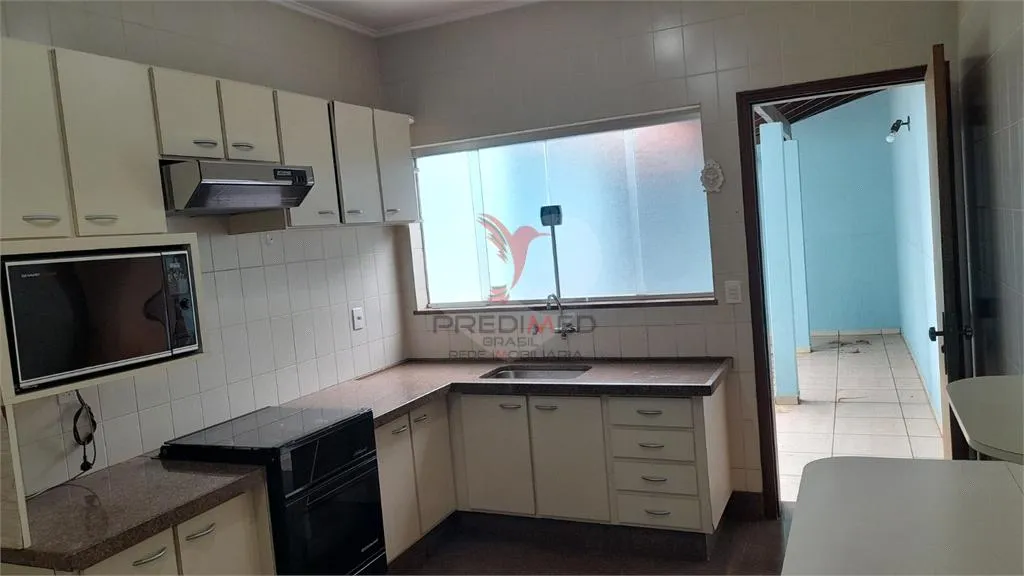 Imagem Casa de 3 quartos, 324m² no bairro Vila Nova Irerê, em Lençóis Paulista