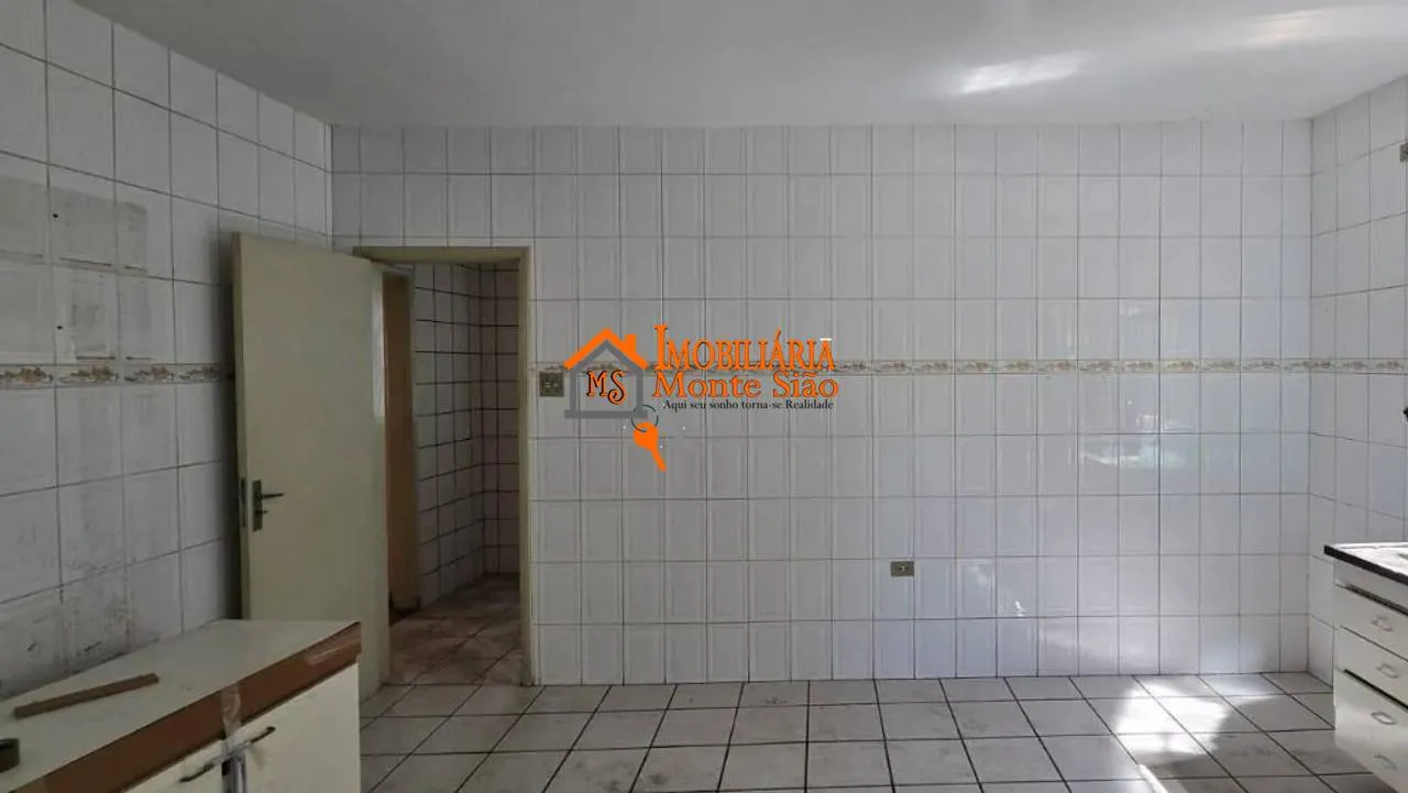 Imagem Sobrado com 2 dormitórios à venda, 242 m² por R$ 750.000,00 - Jardim Vila Galvão - Guarulhos/SP