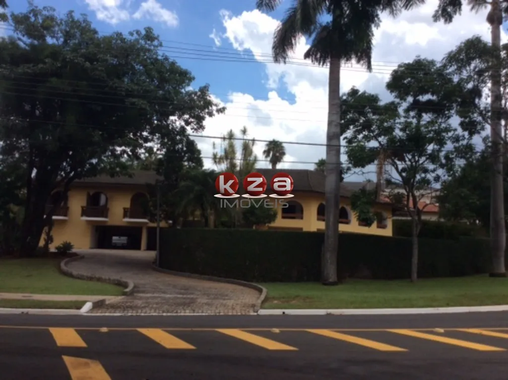 Imagem Luxuosa Casa em Condomínio à Venda em Campinas-SP, Barão Geraldo: 4 Quartos, 4 Suítes, 3 Salas, 8 Banheiros, 4 Vagas de Garagem, 880m².