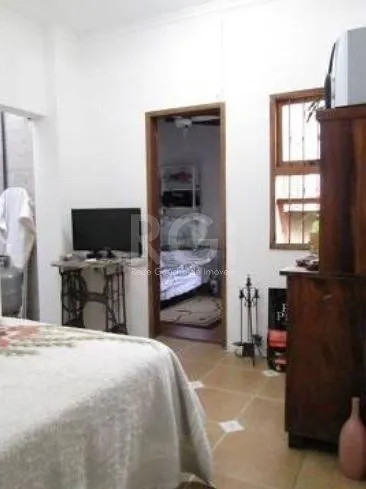 Imagem Casa para Venda - 80m², 3 dormitórios, sendo 1 suites, 2 vagas - Teresópolis