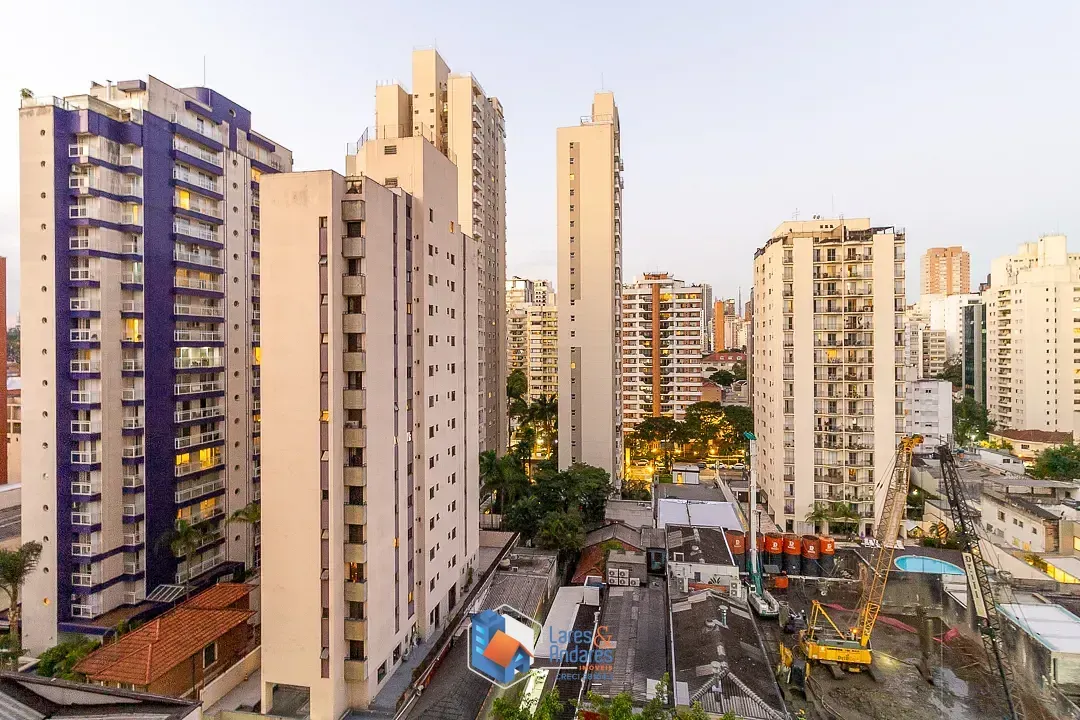 Imagem Duplex para venda em Pinheiros com 2 quartos, sendo 2 suítes, 132m²
