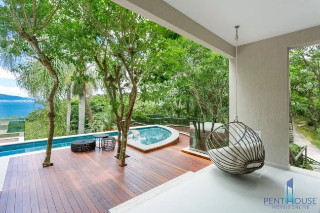 Imagem Casa para Venda em Balneário Camboriú, BARRA, 4 dormitórios, 4 suítes, 5 banheiros, 4 vagas