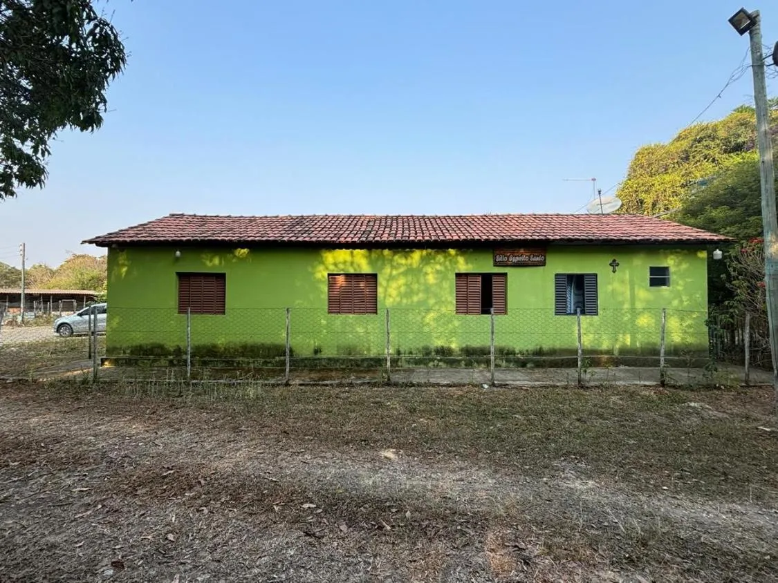 Imagem Vendo um ótimo sítio na região de Bom Despacho , com 18.600 m² de terra