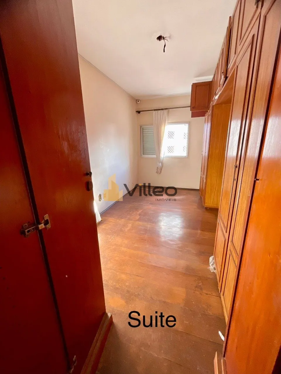 Imagem Descubra o equilíbrio perfeito entre espaço, conforto e localização privilegiada. Este apartamen...