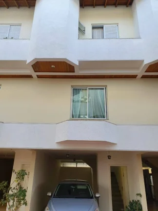 Imagem Sobrado em Condomínio Fechado 140 m² 3 Dormitórios 1 Suíte