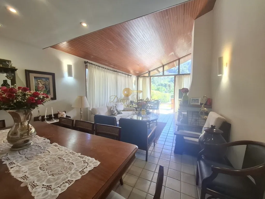 Imagem Casa em Condomínio para Venda em Teresópolis / RJ no bairro Posse