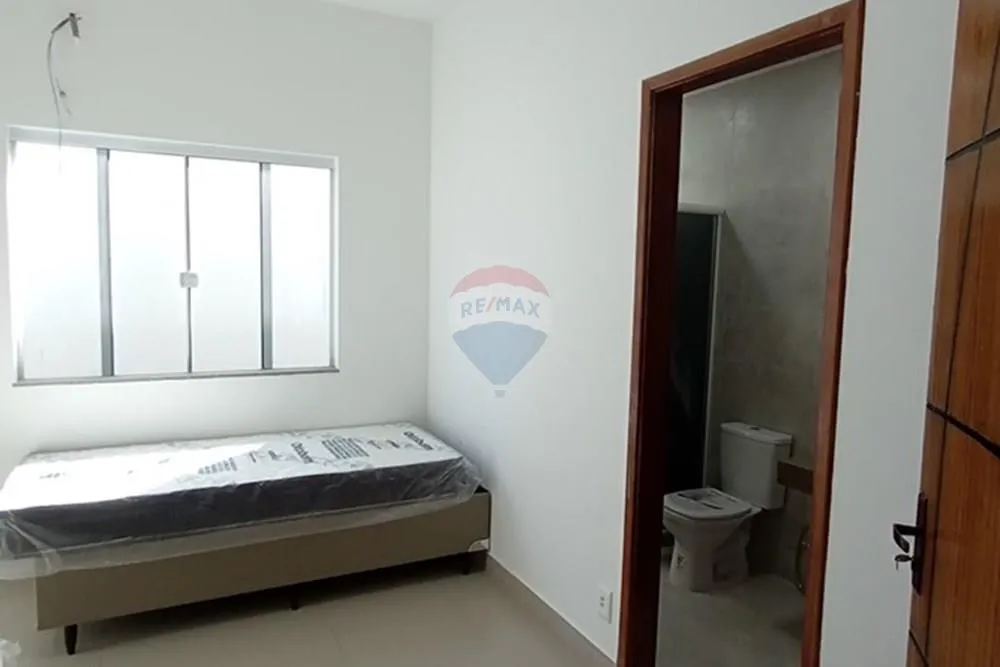 Imagem Casa com 3 quartos para venda em Pedra de Guaratiba