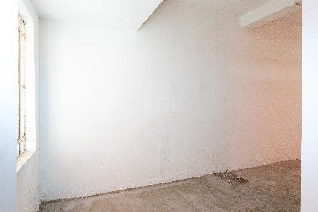 Imagem Casa para Venda - 232m², 3 dormitórios, 2 vagas - Navegantes