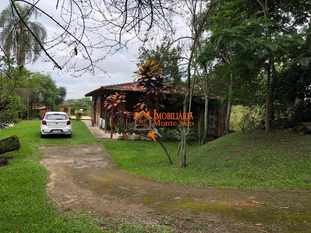 Imagem Casa com 6 dormitórios à venda, 300 m² por R$ 1.290.000,00 - Fazenda Velha - Arujá/SP