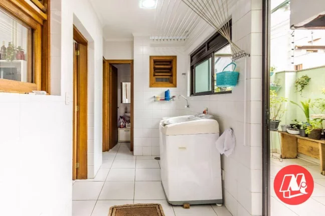 Imagem Na Benno Mentz, 201 m², 3 dormitórios,suite. vaga e pátio.