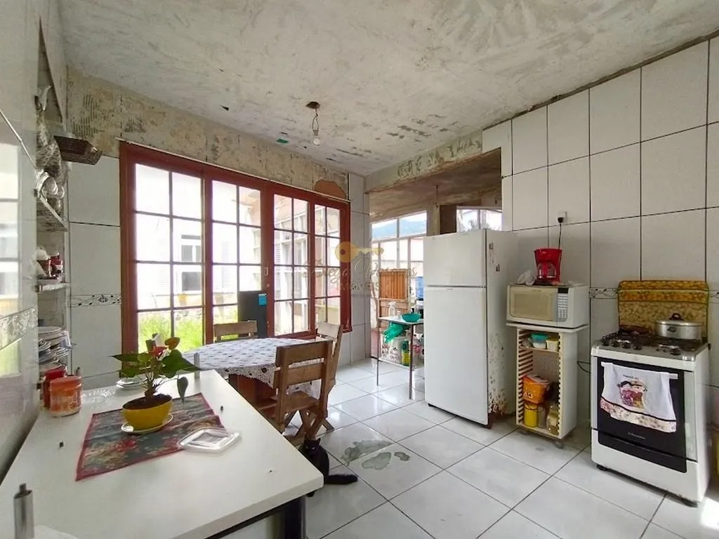 Imagem Casa para Venda em Teresópolis / RJ no bairro Araras