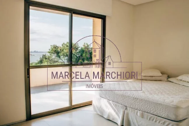 Imagem Casa alto padrão a venda em morro do moreno Praia da Costa ES.