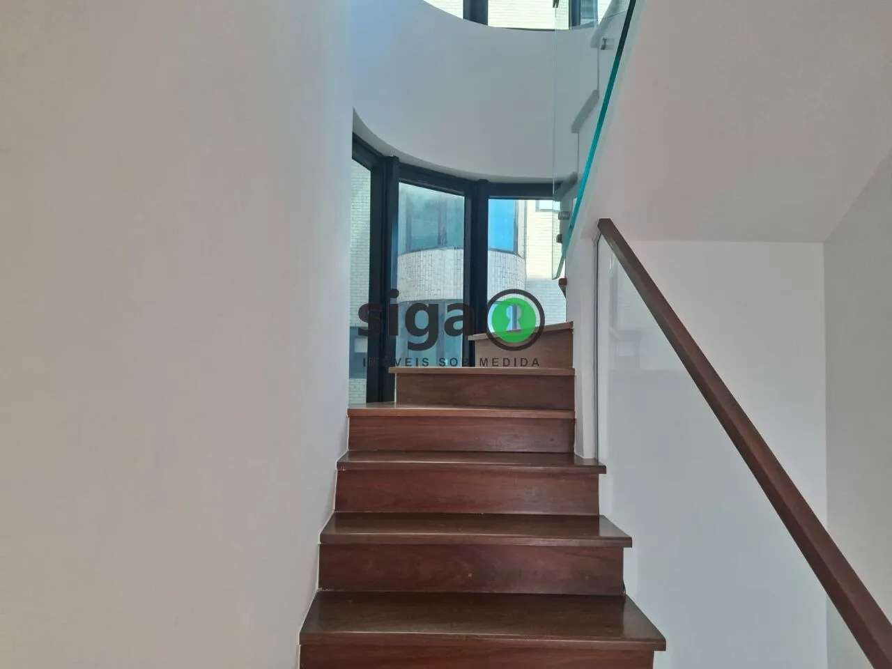 Imagem Cobertura de Luxo no Condomínio Villagio Panamby, Sofisticação, Conforto e Vista Deslumbrante