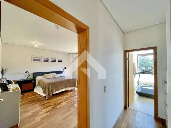 Imagem Casa de Condomínio em Moinho Velho - Cotia