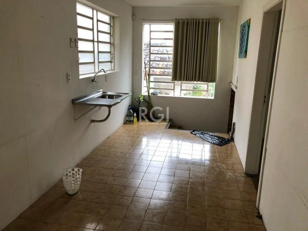 Imagem Casa Comercial para Venda - 0m², 0 dormitórios, Petrópolis